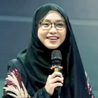 Teacher profile picture